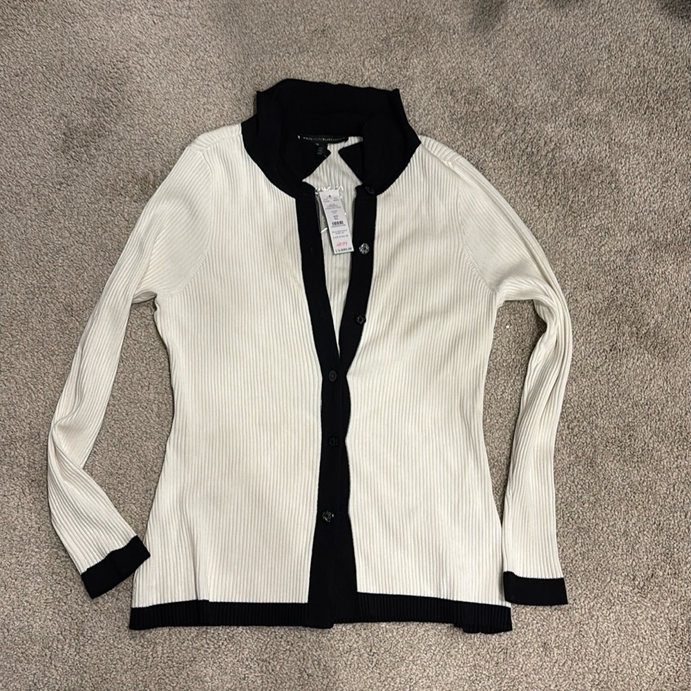 White House Black Market Sweater XL black and white